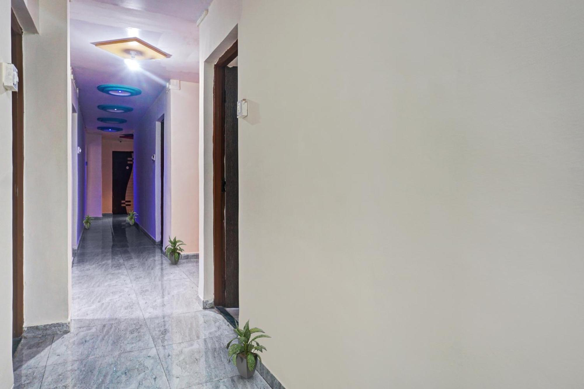 Hotel O Manav Shree Lodge Phursungi Экстерьер фото
