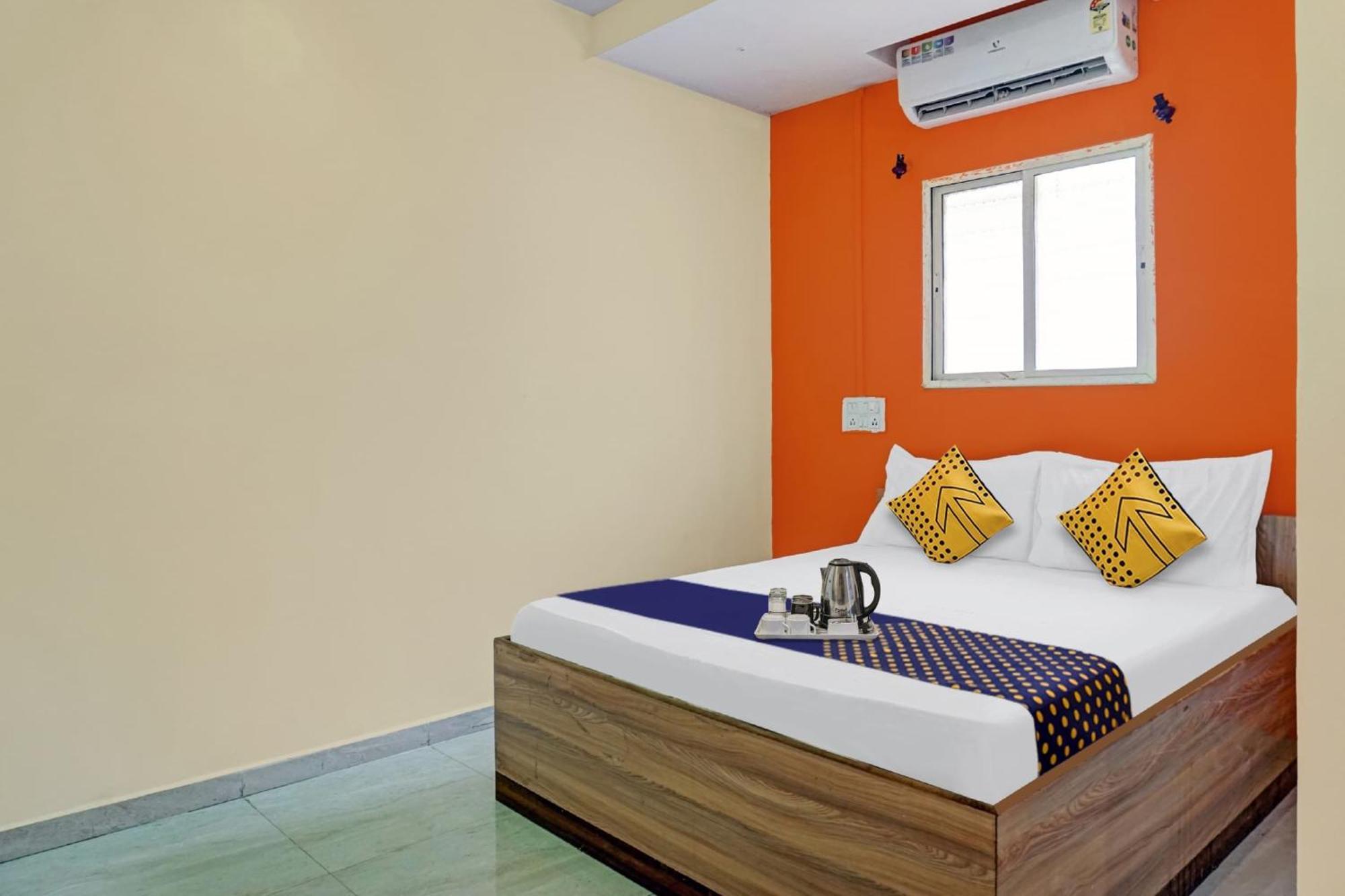Hotel O Manav Shree Lodge Phursungi Экстерьер фото